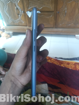 Vivo y73